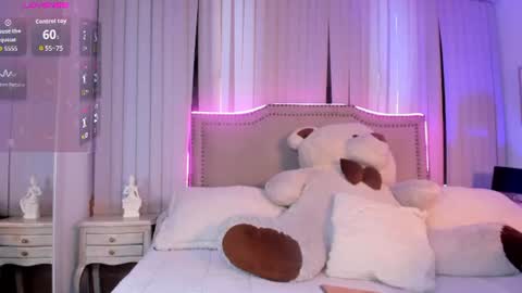 Snapshot of lya_brown chatting on 06-26-26, 11:25 lya_brown online show from 06-26-26, 11:25