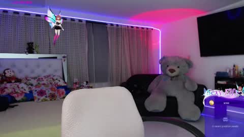 Lyann  online show from 05-15-26, 02:18