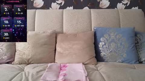 Snapshot of lyboff72 chatting on 12-15-24, 07:46 lybava online show from 12-15-24, 07:46