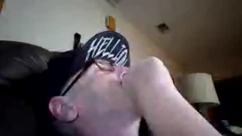 Snapshot of lycan2005 chatting on 07-13-26, 08:22 GrnLycn online show from 07-13-26, 08:22