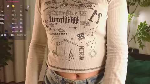 Snapshot of lydaerne chatting on 05-24-26, 01:16 Call me Liddy Im so new here show me how to get fun here please online show from 05-24-26, 01:16