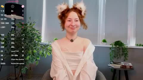 Snapshot of lydaerne chatting on 06-02-26, 01:07 Call me Liddy Im so new here show me how to get fun here please online show from 06-02-26, 01:07