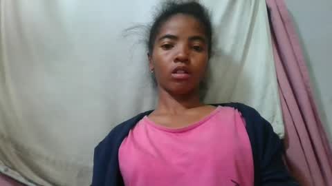 lydie856696 online show from 06-17-26, 02:58