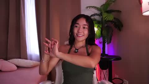 Snapshot of lyhana_lee chatting on 07-27-26, 04:47 Lyhana Lee online show from 07-27-26, 04:47