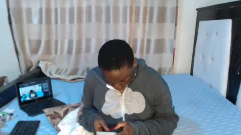 Snapshot of lyiajee chatting on 10-13-25, 07:41 lyiajee online show from 10-13-25, 07:41