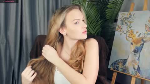 Snapshot of lykava chatting on 11-09-25, 07:06 simply Eliza online show from 11-09-25, 07:06