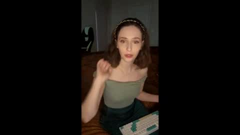 Snapshot of lylacdoll chatting on 05-02-26, 10:15 LylacDoll online show from 05-02-26, 10:15