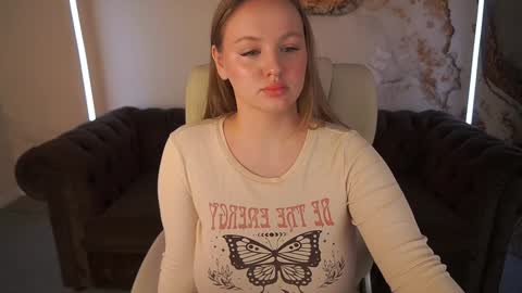 Snapshot of lylanimfa chatting on 12-06-24, 11:11 lylanimfa online show from 12-06-24, 11:11