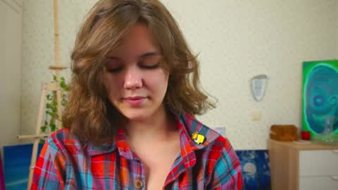 Snapshot of lyle_art chatting on 12-07-24, 03:04 hi im Lyle online show from 12-07-24, 03:04