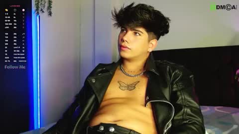 Lyle Bennett Freelance Model online show from 10-02-25, 01:40