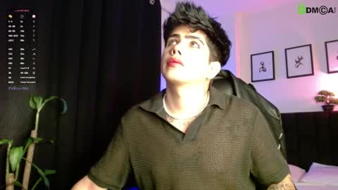 Lyle Bennett Freelance Model online show from 03-30-26, 10:38