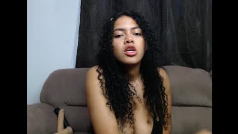 lylii_evans online show from 10-16-25, 10:33