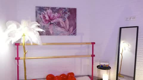 Lyly   online show from 02-09-25, 05:40