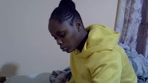 lyn_anna online show from 10-11-25, 07:34