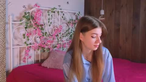 Nancy online show from 10-07-25, 07:11