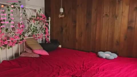 Nancy online show from 10-13-25, 06:41