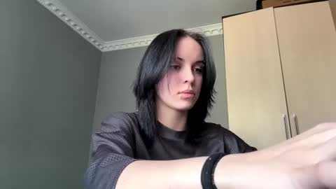 Eva online show from 06-08-26, 07:42