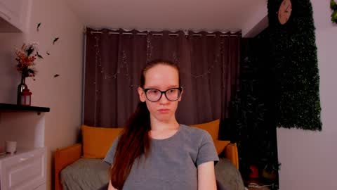 Sara online show from 01-25-25, 07:18