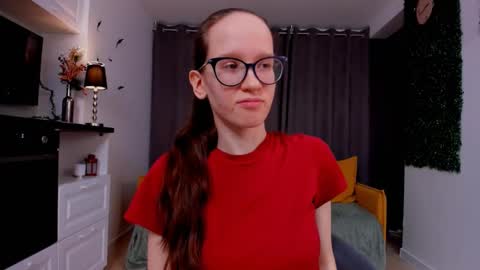 Sara online show from 02-26-25, 07:16