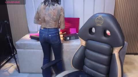 Snapshot of lynn_turner_ chatting on 07-20-26, 01:02 lynn_turner_ online show from 07-20-26, 01:02