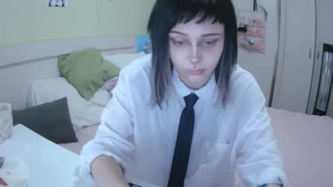 Kira online show from 09-30-25, 11:15