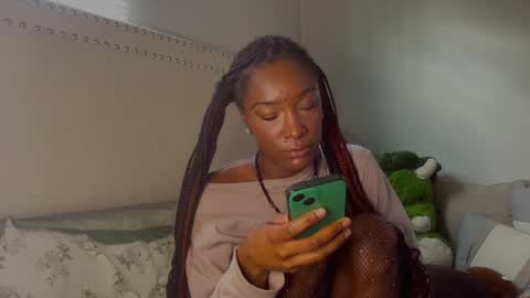 IVYGold online show from 12-12-24, 07:26