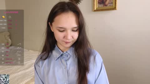 Snapshot of lynngroves chatting on 01-31-25, 06:36 Lola online show from 01-31-25, 06:36