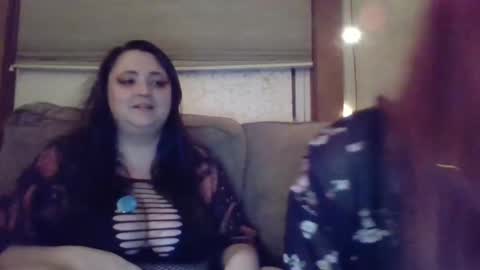 Lynn  online show from 01-12-25, 12:18