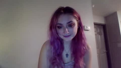 Lynn  online show from 01-18-26, 01:42