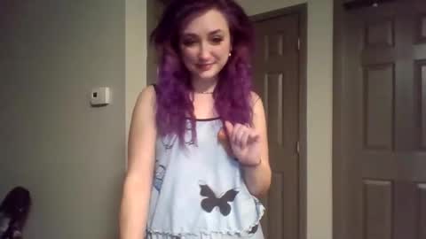 Lynn  online show from 02-08-26, 02:59