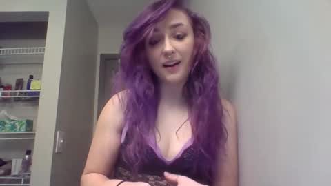 Lynn  online show from 02-10-26, 07:18