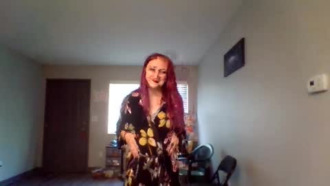 Snapshot of lynnkitten69000 chatting on 06-18-26, 11:20 Lynn online show from 06-18-26, 11:20
