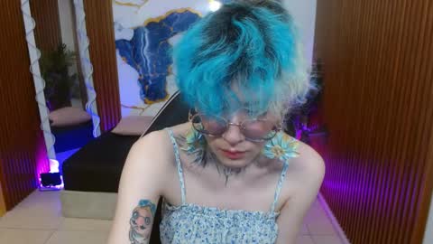 lyra_tay online show from 04-21-26, 07:06