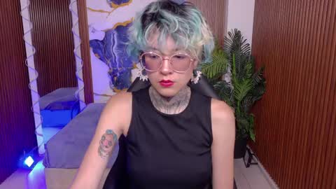 lyra_tay online show from 06-01-26, 07:04