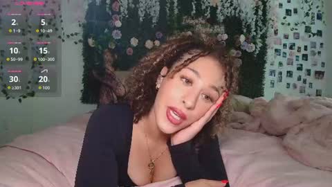 Lyra online show from 06-17-26, 12:35
