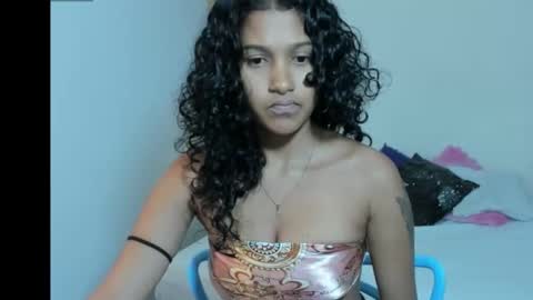 lyrafrost5 online show from 02-15-26, 09:44