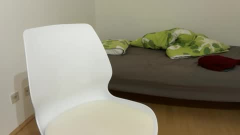 Snapshot of lyricresponse chatting on 03-16-26, 11:42 lyricresponse online show from 03-16-26, 11:42