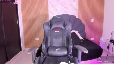    VIVIANA    online show from 02-06-26, 03:11