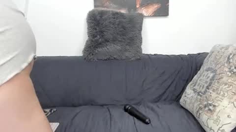 Lisa online show from 01-13-25, 09:52