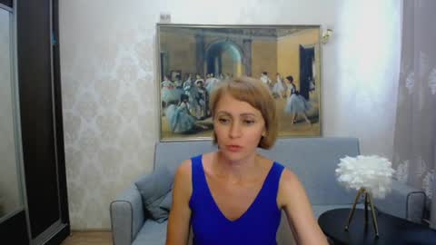 Snapshot of m00n_bloom chatting on 07-30-26, 08:13 Ask me online show from 07-30-26, 08:13