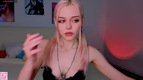 Snapshot of m1m1_angels chatting on 06-27-26, 01:10 Mimi GTM1 0200am-0945am Mon Tue Wed Thu Fri online show from 06-27-26, 01:10