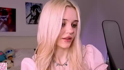 Snapshot of m1m1_angels chatting on 07-13-26, 01:08 Mimi GTM1 0200am-0945am Mon Tue Wed Thu Fri online show from 07-13-26, 01:08