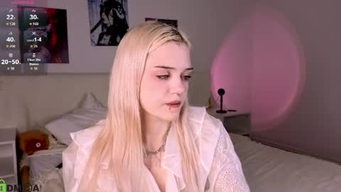 Snapshot of m1m1_angels chatting on 07-14-26, 04:39 Mimi GTM1 0200am-0945am Mon Tue Wed Thu Fri online show from 07-14-26, 04:39