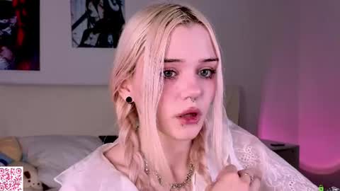 Snapshot of m1m1_angels chatting on 07-15-26, 01:11 Mimi GTM1 0200am-0945am Mon Tue Wed Thu Fri online show from 07-15-26, 01:11