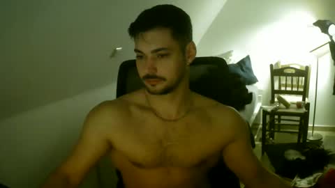 Snapshot of m1recevierrr chatting on 03-22-26, 03:43 m1recevierrr online show from 03-22-26, 03:43