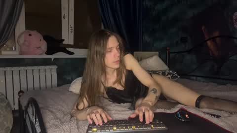 Snapshot of m1shq chatting on 01-09-25, 11:56 m1shq online show from 01-09-25, 11:56