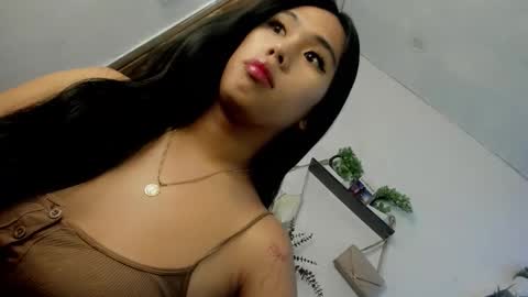 Snapshot of m1ssjanelana69 chatting on 05-13-26, 11:18 Janelovesu online show from 05-13-26, 11:18