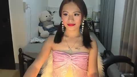 Snapshot of m1sspinay_yassie chatting on 01-12-25, 09:51 Cutie Yassie online show from 01-12-25, 09:51