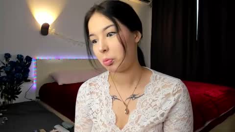 Snapshot of m1sss1nfull chatting on 03-27-26, 04:18 Melissa online show from 03-27-26, 04:18