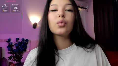 Snapshot of m1sss1nfull chatting on 04-12-26, 01:16 Melissa online show from 04-12-26, 01:16